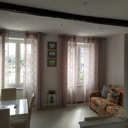 Casa Del Porto * Savona