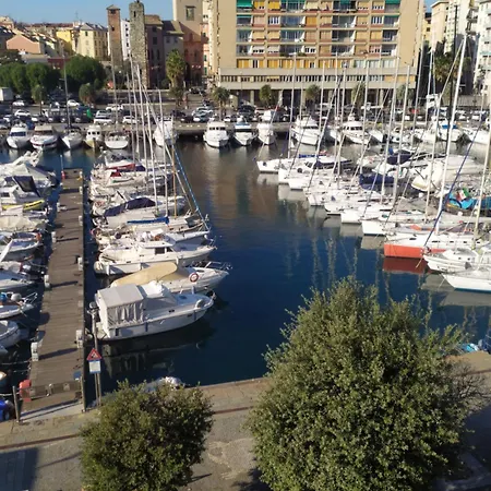 Casa Del Porto * Savona